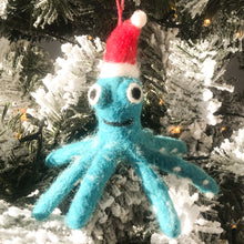Load image into Gallery viewer, Felt octopus sealife Christmas bauble
